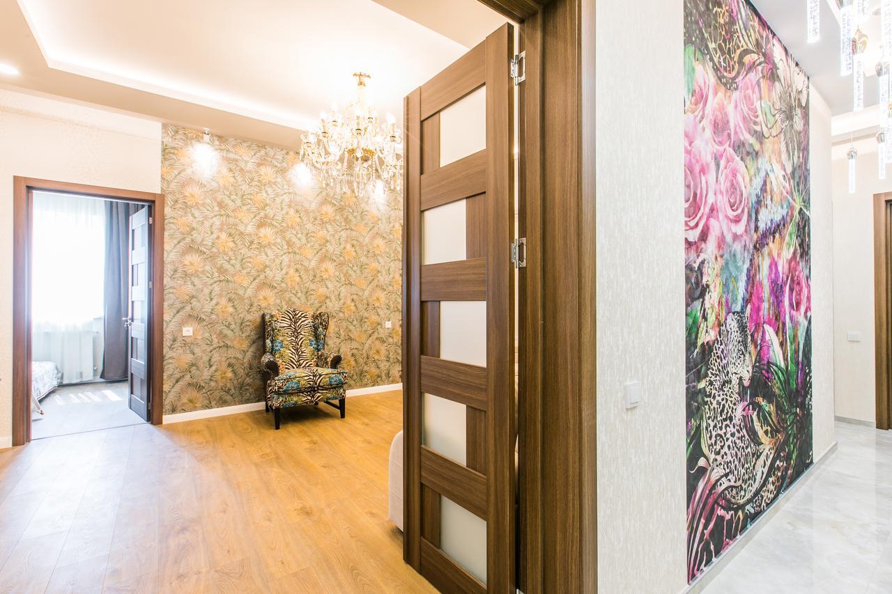 Sweet Home 6 Vip At Rustaveli Avenue Тбилиси Екстериор снимка